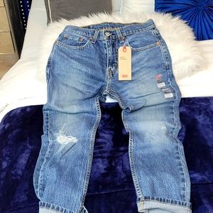 Distressed 502 Taper Levi's size 28x30